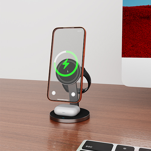 3-in-1 foldable magnetic wireless charger, view 4